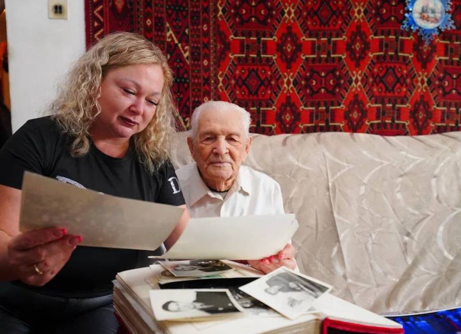 photo 5316514706489019407 y